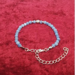 4 mm Bl Akvamarin med charms. Fs i 3 strrelser