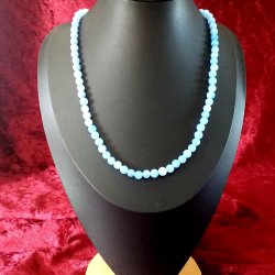 Flot Lysebl Aqua Marin perle halskde