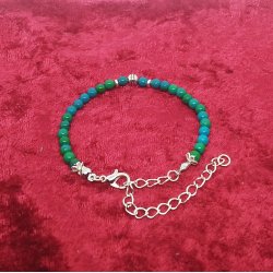 Naturlige Malakit perle armbnd med charms. Fs i 3 strrelser