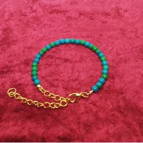 Flotte naturlige Malakit perle armb�nd. F�s i 3 st�rrelser