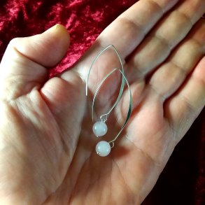 Boomerang �reringe med de flotte lyse Rosa- kvarts perler