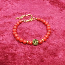 Flot armbnd med rde Jaspis / Jasper perler. Fs i 3 strrelser