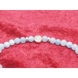 4 mm Bl Akvamarin med charms. Fs i 3 strrelser