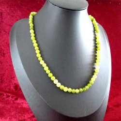 Flot halskde med Grnne Drue Agat perler
