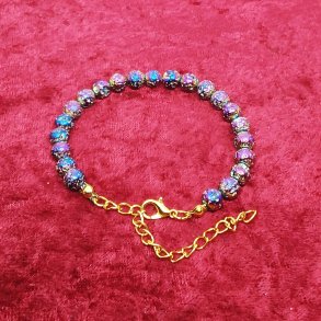 Armb�nd med flotte naturlig Gylden Vulkansk Lava perler