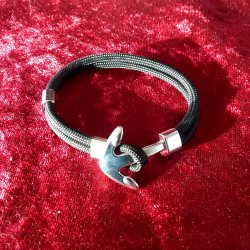 Flot og enkelt  s�lvfarvet Anker armb�nd