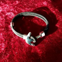 Flot og enkelt  s�lvfarvet Anker armb�nd