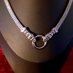 Midg�rdsormen som halsk�de