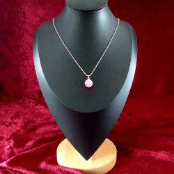 Slv halskde med med flot vedhng af Rosen Kvarts