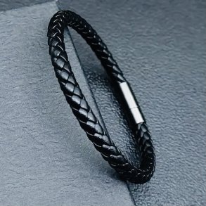 Sort h�ndflettet l�der armb�nd