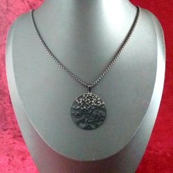 Sort kde med Livets tr som vedhng