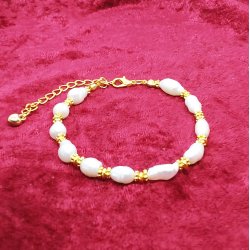 HF design. Flot  Barok Ferskvandsperle armbnd