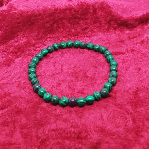 HF : Smukt armb�nd med 6 mm gr�nne Malakit perler