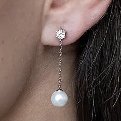 Flotte lange s�lvbelagte �reringe med perler