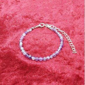 Flot armb�nd med de fineste Amatyst perler. F�s i 3 st�rrelser