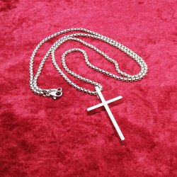 Flot slvbelagt stl kors med lang kde