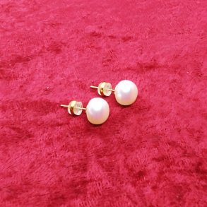 HF design. Store Hvide / Rosa farvet Ferskvandsperle �reringe